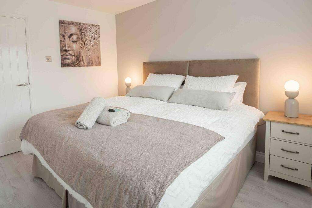 Stunning Abode 5 Min From Nec & Bhx, Pets Allowed Marston Green Exterior foto